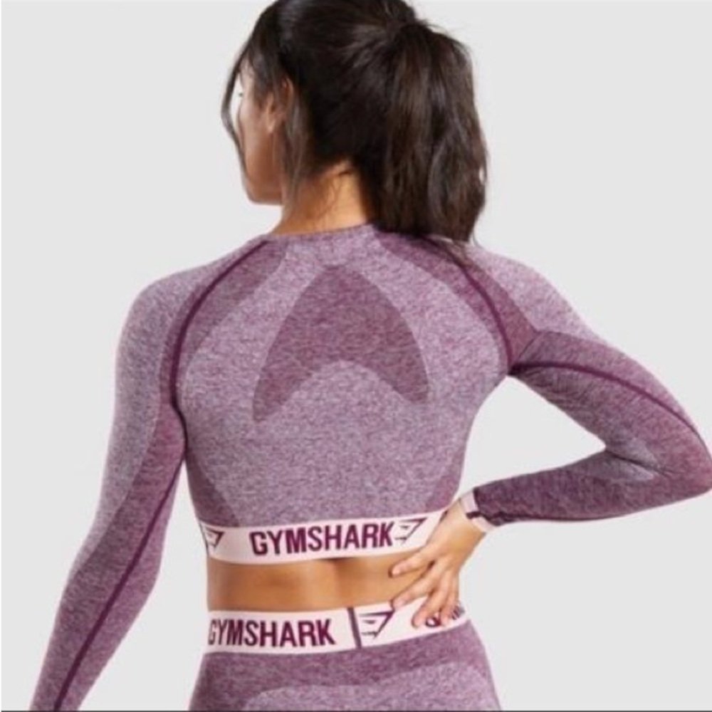 Gymshark Cropped Top - Picture 2 of 4
